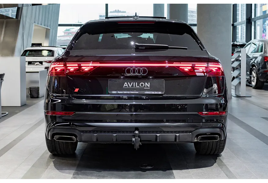 Audi Q8 3.0 TDI Tiptronic quattro (286 л.с.) Черный в АВИЛОН. Слайд №3
