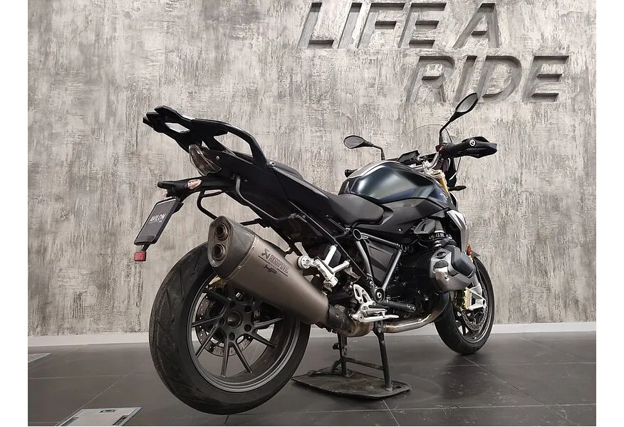 BMW Motorrad R 1250 R R 1250 R 1254 см³ (136) 1254 Черный в АВИЛОН. Слайд №6