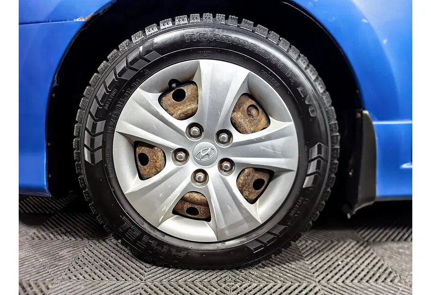 Hyundai i30 1.6 AT (126 л.с.) Синий в АВИЛОН. Слайд №9