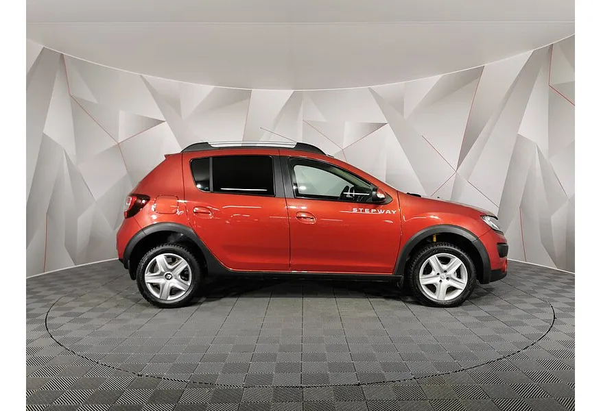 Renault Sandero 1.6 AT (102 л.с.) Drive Красный в АВИЛОН. Слайд №6