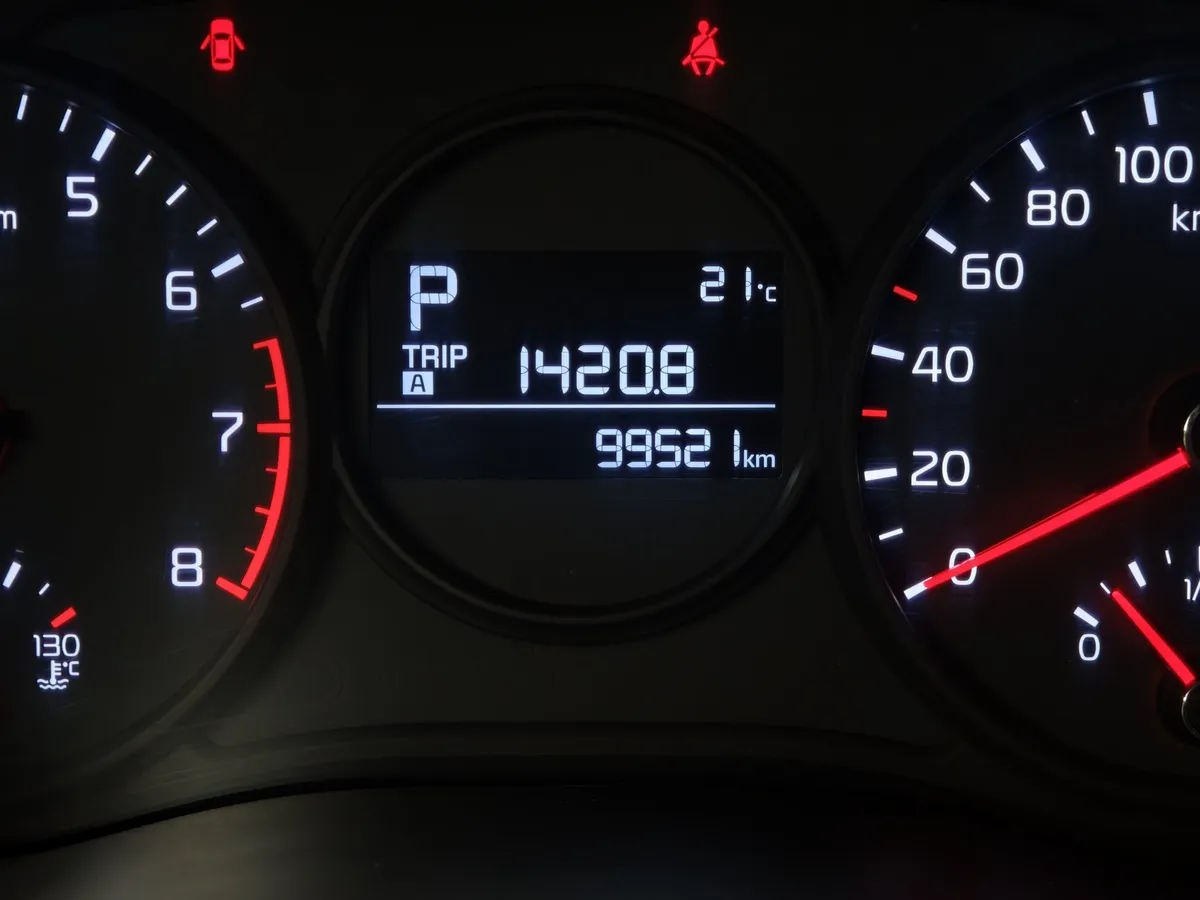Kia Picanto 1.2 AT (84 л.с.) Classic Серебристый в АВИЛОН. Слайд №17