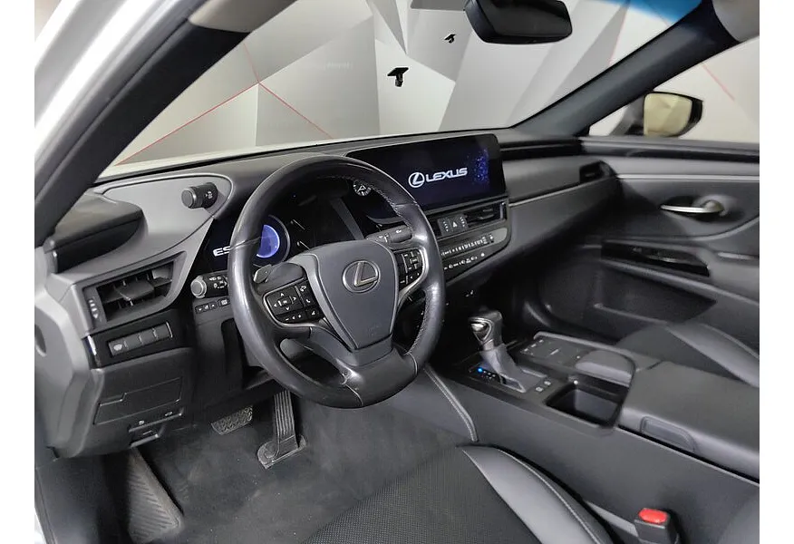 Lexus ES 250 2.5 AT (200 л.с.) Luxury Белый в АВИЛОН. Слайд №19