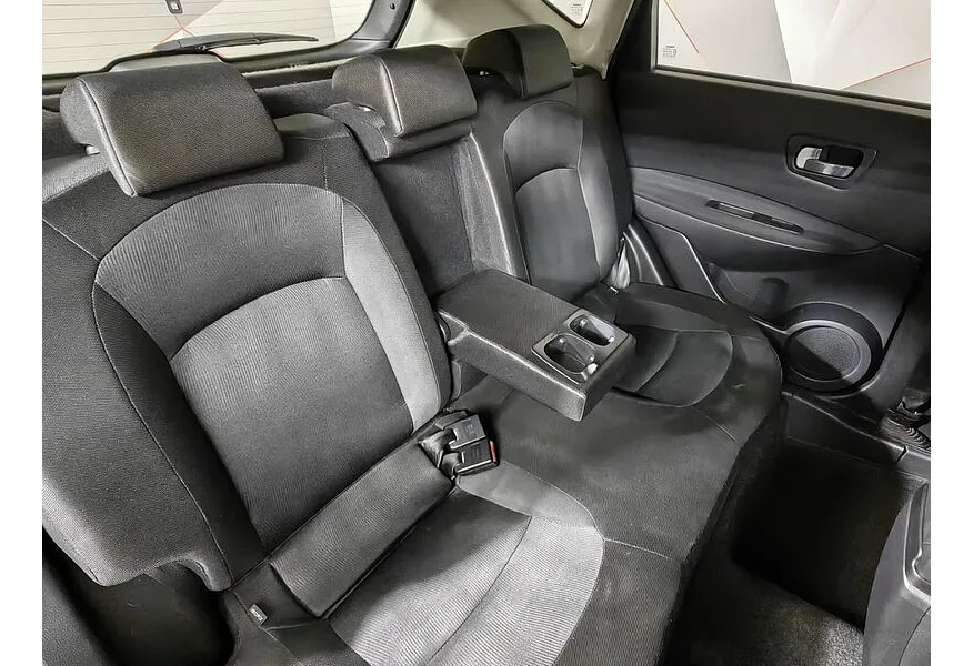 Nissan Qashqai 2.0 CVT FWD (141 л.с.) XE Красный в АВИЛОН. Слайд №14