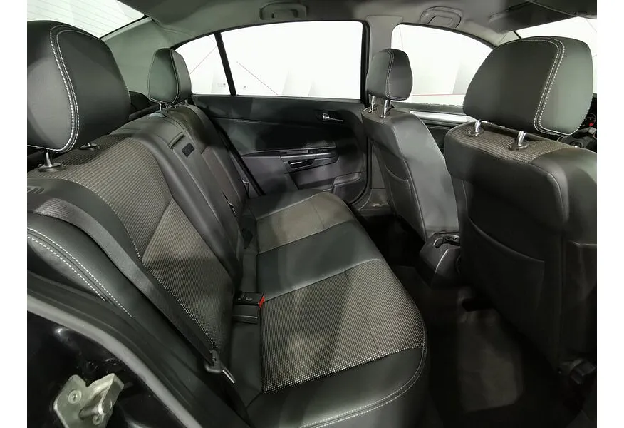 АВИЛОН - Opel Astra 1.8 MT (140 л.с.) base Черный - slide 10