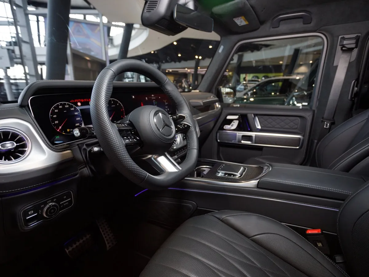 Mercedes-Benz G-Класс 450 D 3.0 9G-TRONIC 4Matic (367 л.с.) Черный в АВИЛОН. Слайд №6