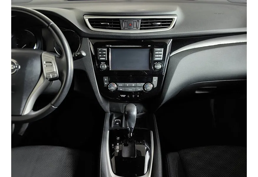 Nissan Qashqai 2.0 CVT (144 л.с.) Красный в АВИЛОН. Слайд №10