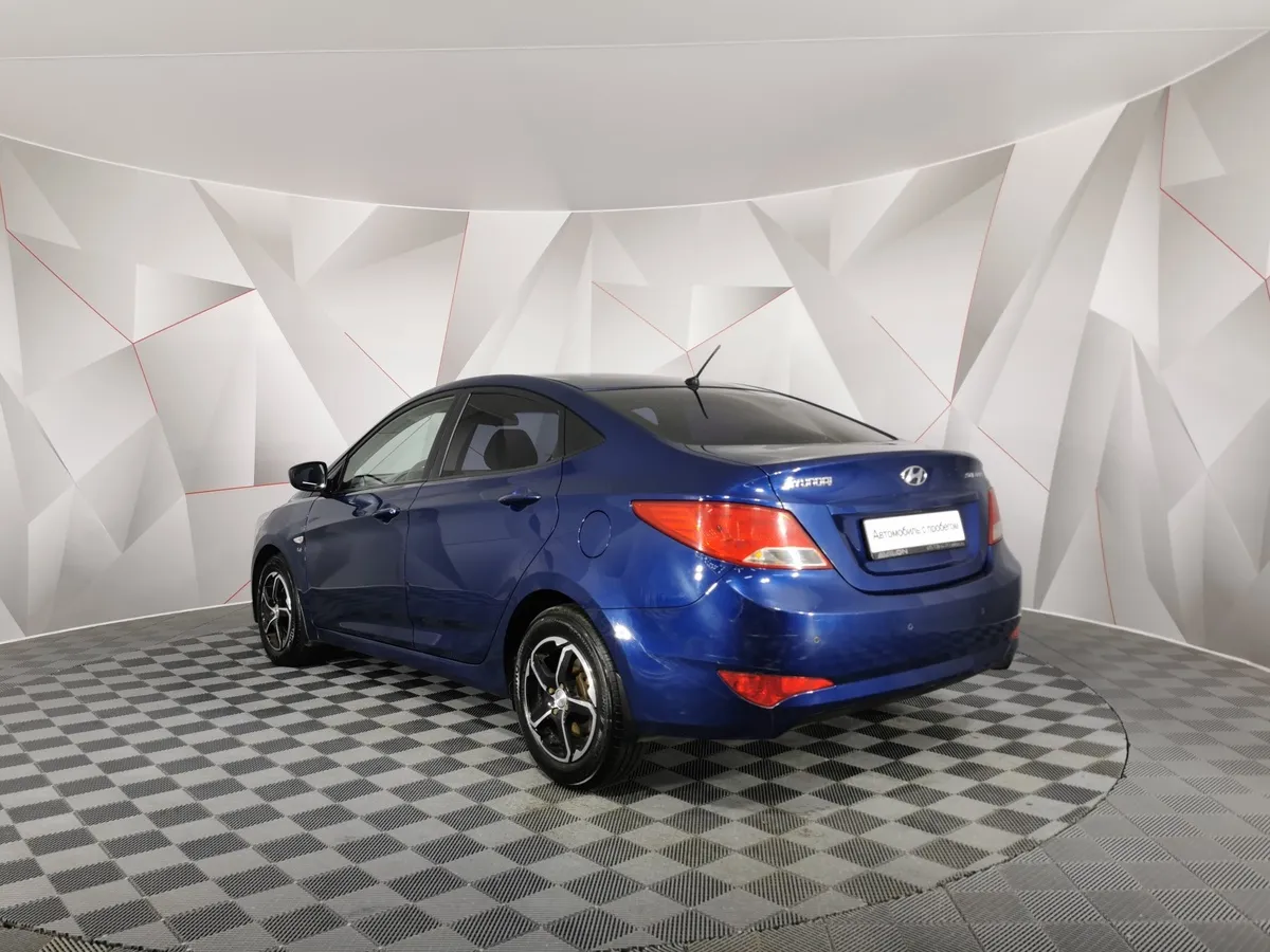 Hyundai Solaris 1.6 AT (123 л.с.) Синий в АВИЛОН. Слайд №4