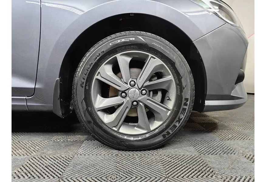 АВИЛОН - Hyundai Solaris 1.6 AT (123 л.с.) Comfort + Advanced + Winter Серый - slide 14