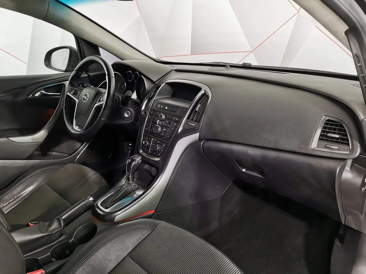 Opel Astra 1.4 Turbo AT (140 л.с.) Серый в АВИЛОН. Слайд №12