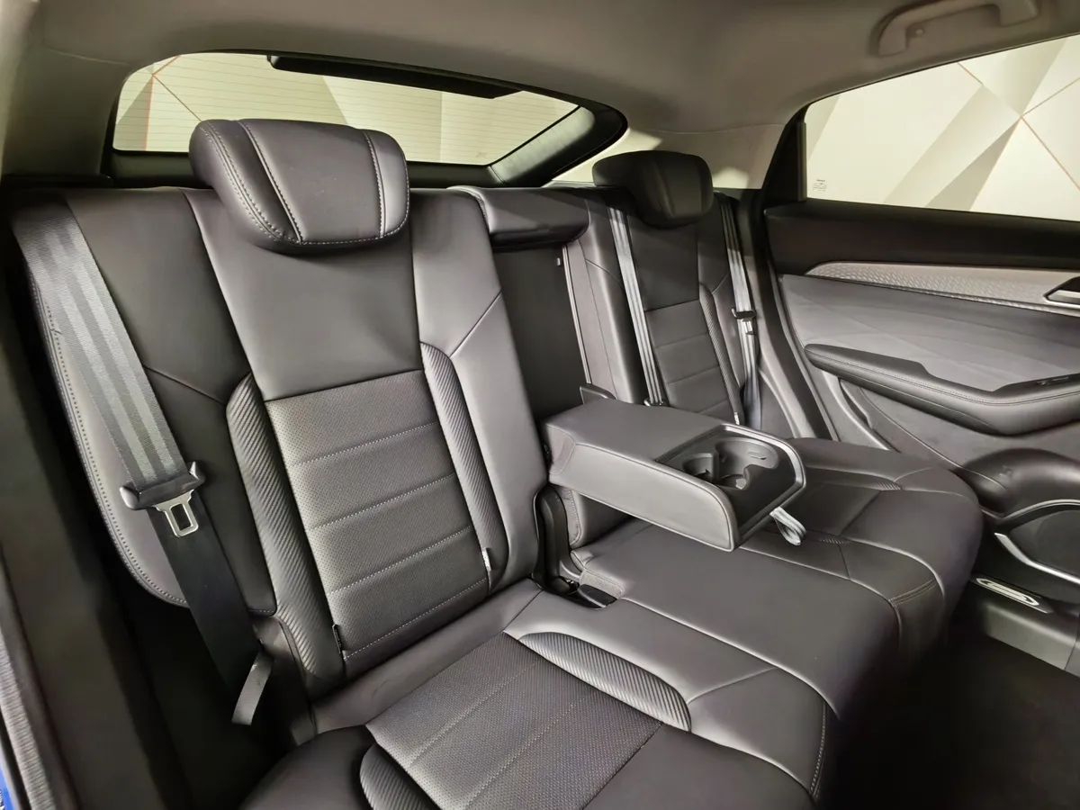Haval F7x 2.0T AWD 7DCT (190 л.с.) Premium Серый в АВИЛОН. Слайд №16