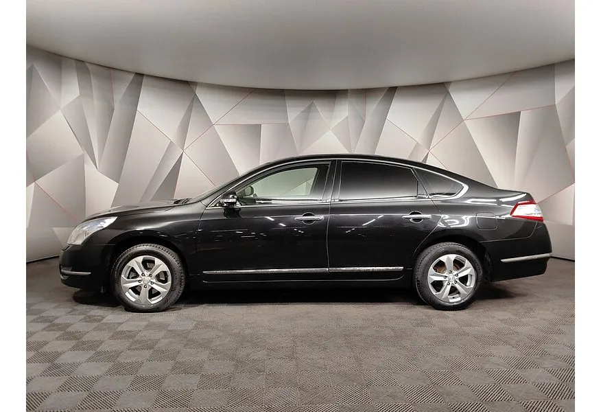 Nissan Teana 2.5 Xtronic (182 л.с.) Черный в АВИЛОН. Слайд №5