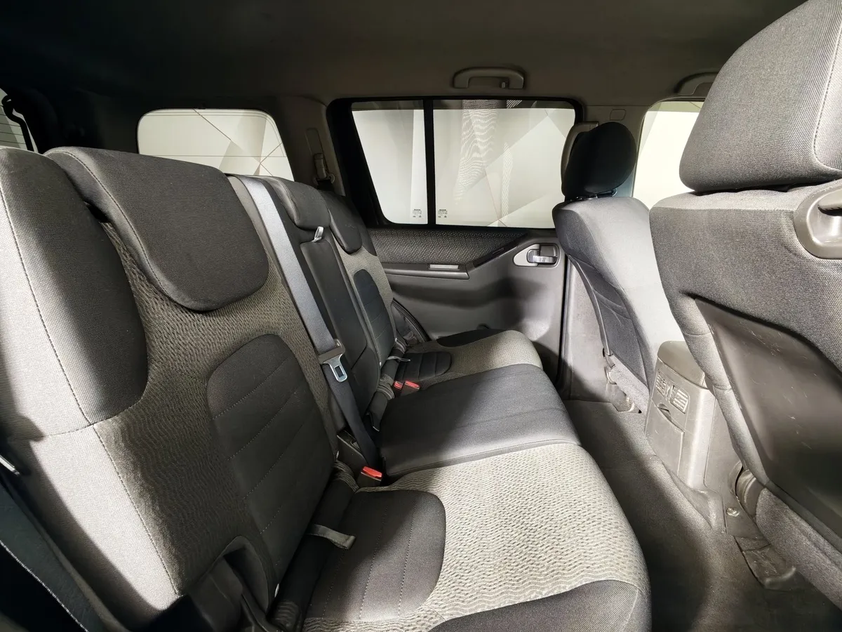 Nissan Pathfinder 2.5 dCi Turbo AT AWD (190 л.с.) Фиолетовый в АВИЛОН. Слайд №16