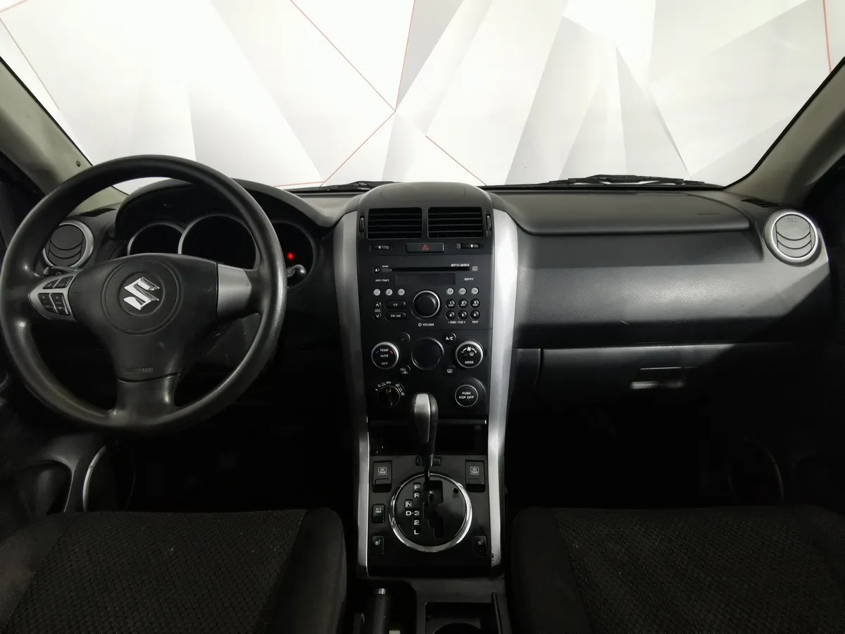 Suzuki Grand Vitara 2.4 AT (169 л.с.) Черный в АВИЛОН. Слайд №13