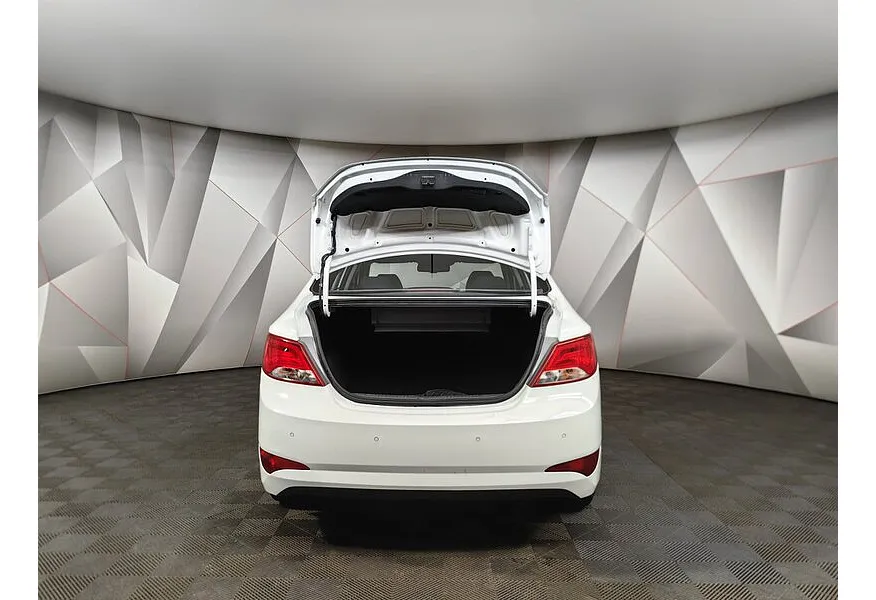 Hyundai Solaris 1.6 AT (123 л.с.) Comfort Белый в АВИЛОН. Слайд №17
