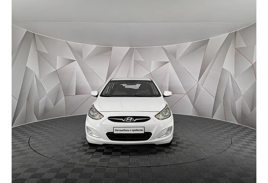 Hyundai Solaris 1.4 MT (107 л.с.) Active Белый в АВИЛОН. Слайд №7
