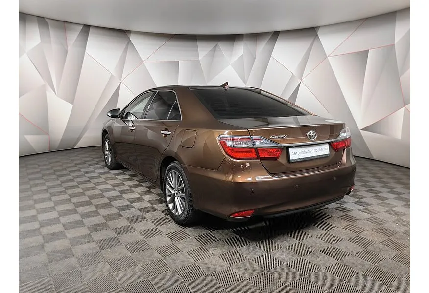 Toyota Camry 2.5 AT (181 л.с.) Коричневый в АВИЛОН. Слайд №4