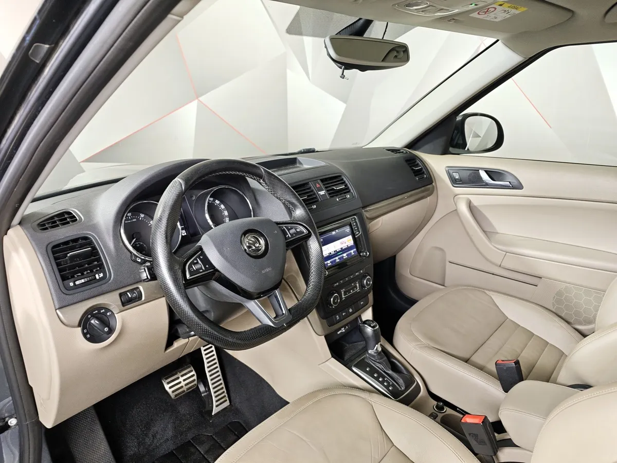 Skoda Yeti 1.8 TSI 4x4 DSG (152 л.с.) Серый в АВИЛОН. Слайд №19