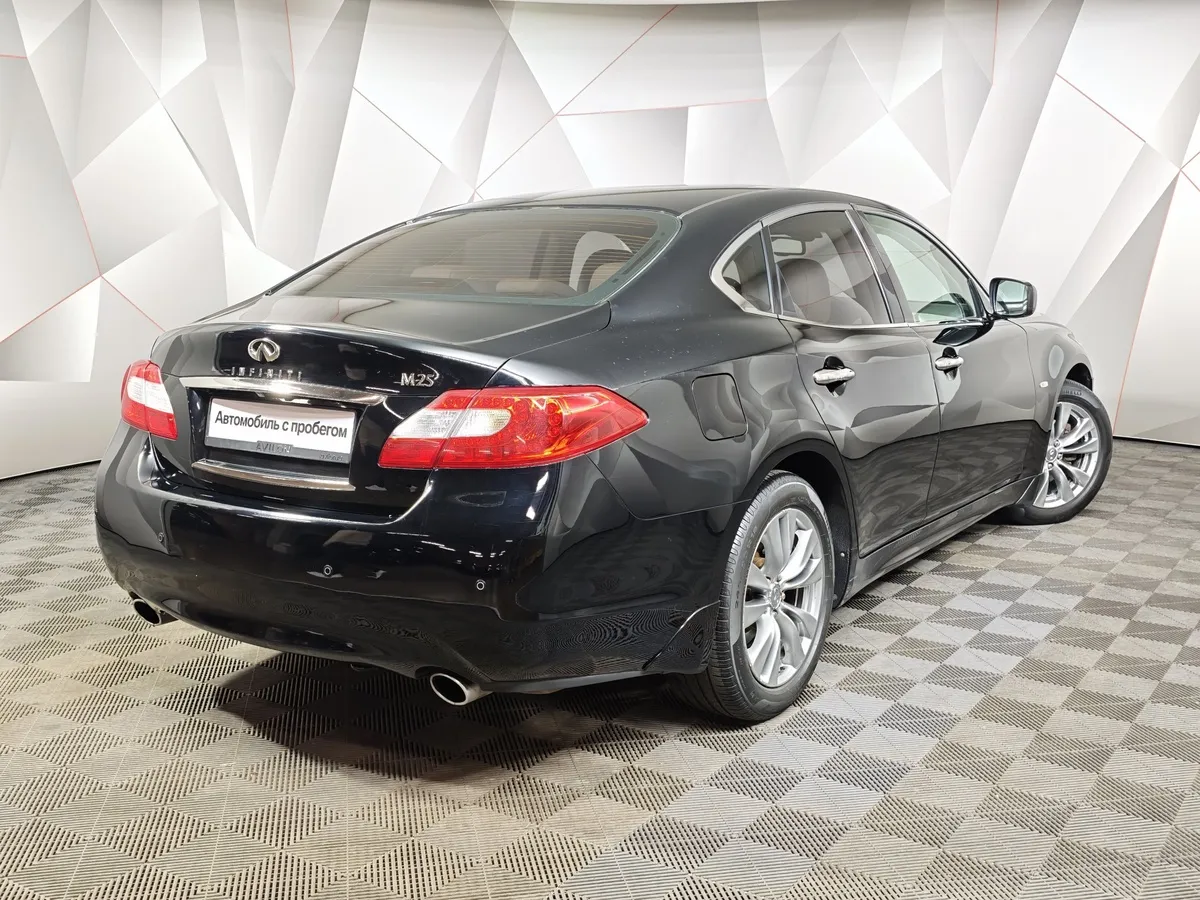 Infiniti M-Series M25 AT (222 л.с.) Premium Черный в АВИЛОН. Слайд №2