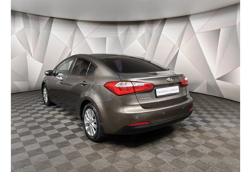 Kia Cerato 1.6 AT (130 л.с.) Бежевый в АВИЛОН. Слайд №4