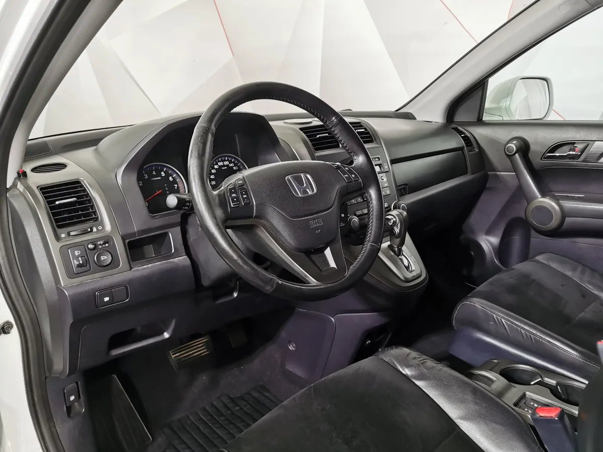 Honda CR-V 2.0 AT 4WD (150 л.с.) Белый в АВИЛОН. Слайд №17