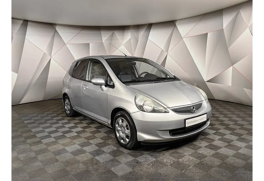 Honda Jazz 1.4 CVT (83 л.с.) Серебристый в АВИЛОН. Слайд №3 Honda Jazz 1.4 CVT (83 л.с.) Серебристый в АВИЛОН. Слайд №3