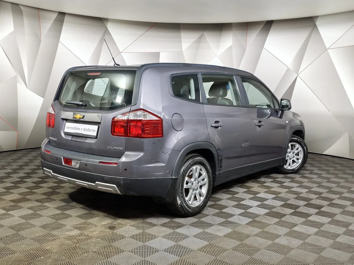 Chevrolet Orlando 1.8 MT (141 л.с.) Серый в АВИЛОН. Слайд №2