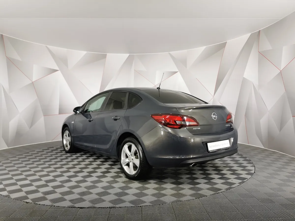 Opel Astra 1.4 Turbo AT (140 л.с.) Серый в АВИЛОН. Слайд №4