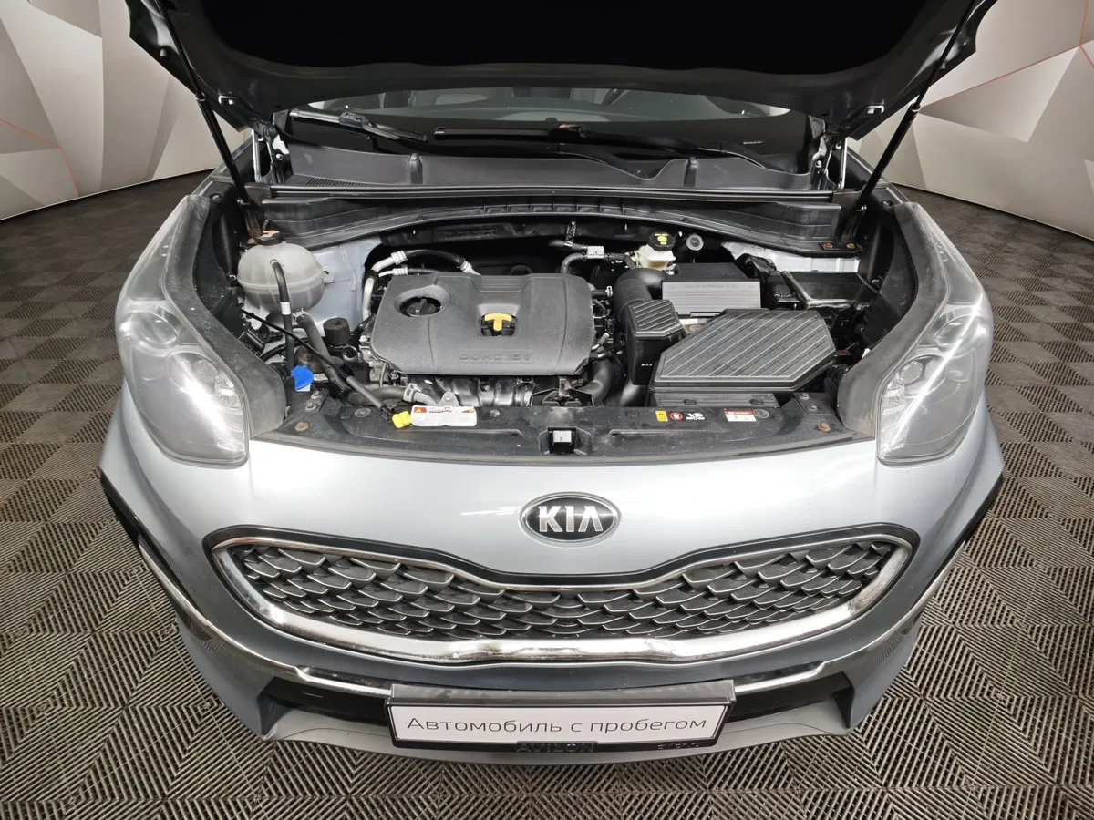 Kia Sportage 2.0 MPI AT 4WD (150 л.с.) Luxe Серебристый в АВИЛОН. Слайд №10