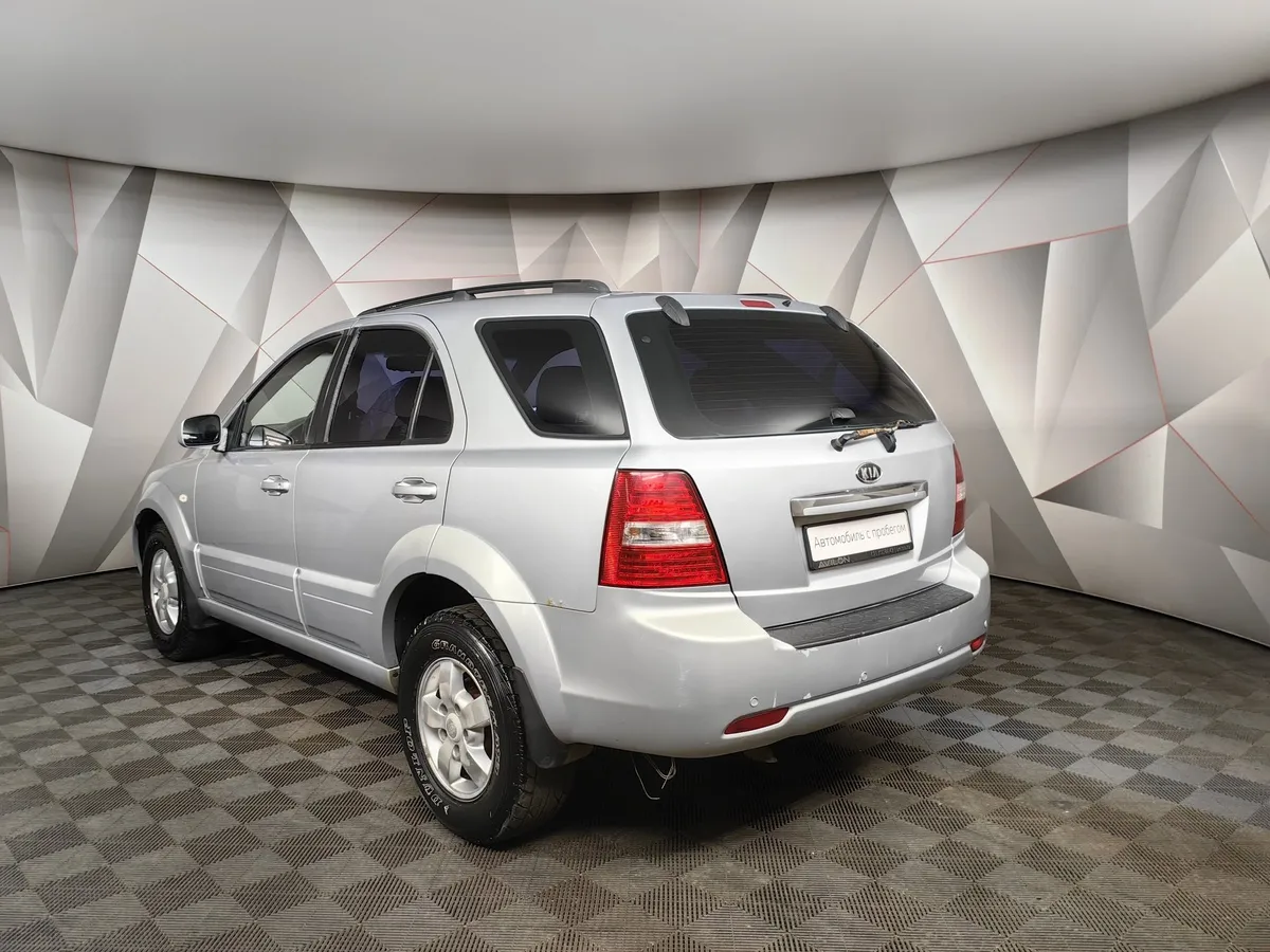 Kia Sorento 3.3 AWD AT (248 л.с.) Серебристый в АВИЛОН. Слайд №4