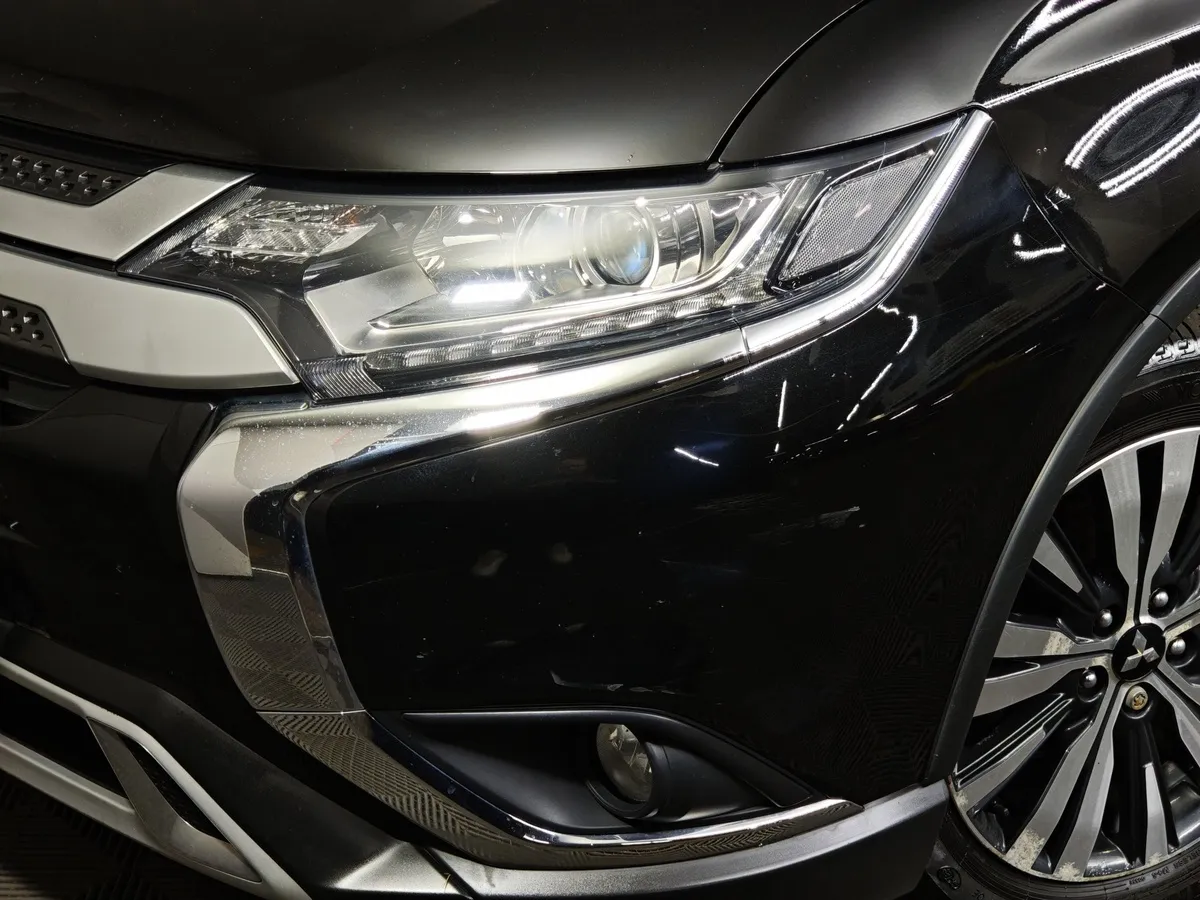 Mitsubishi Outlander 2.0 MIVEC CVT 4WD (146 л.с.) Intense Plus Черный в АВИЛОН. Слайд №10