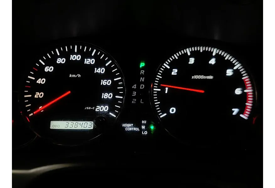 Toyota Land Cruiser Prado 4.0 AT (249 л.с.) Черный в АВИЛОН. Слайд №17