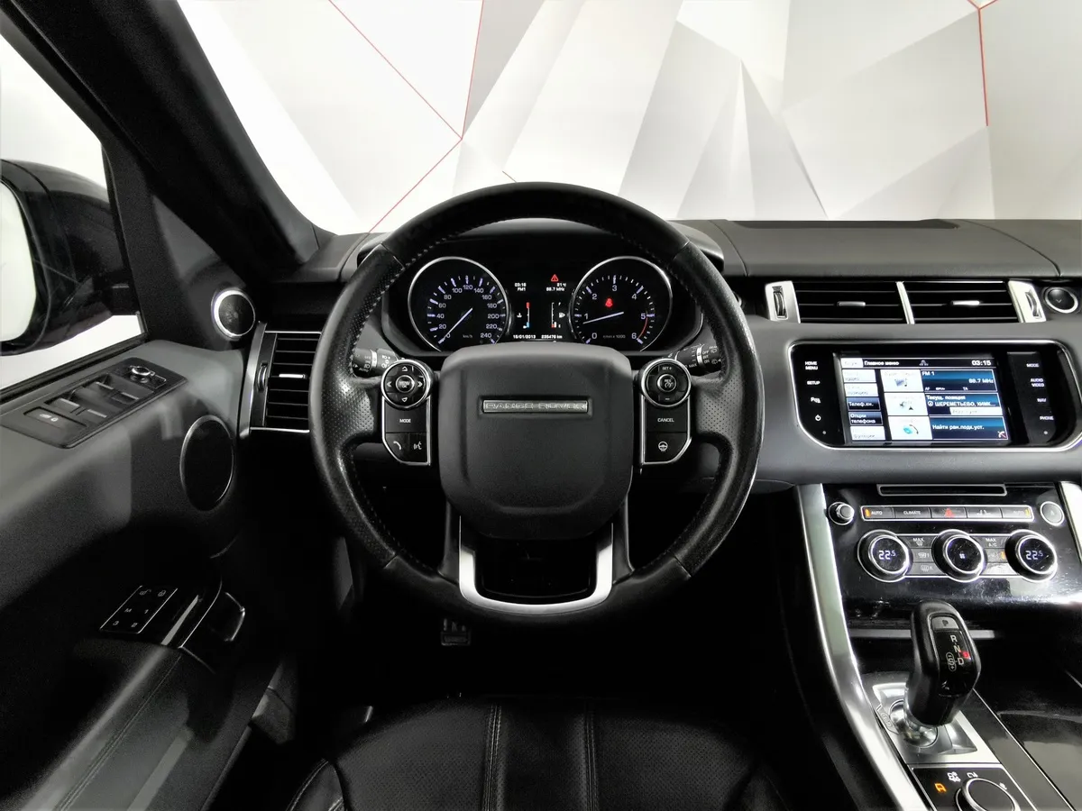 Land Rover Range Rover Sport 3.0 SDV6 AT 4WD (306 л.с.) HSE Красный в АВИЛОН. Слайд №19