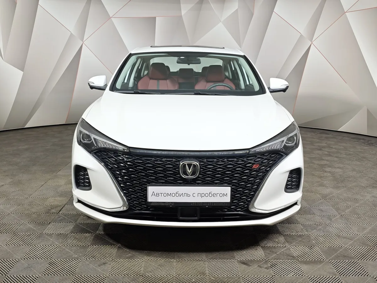 Changan Eado Plus 1.4 TGDI 7DSG 2WD (150 л.с.) Tech Белый в АВИЛОН. Слайд №7