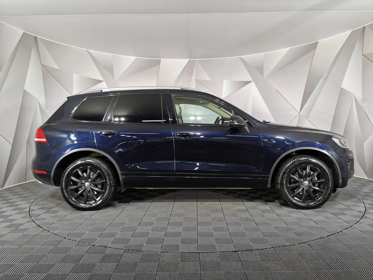 Volkswagen Touareg 3.6 FSI Tiptronic 4Motion (249 л.с.) V6 FSI Синий в АВИЛОН. Слайд №6