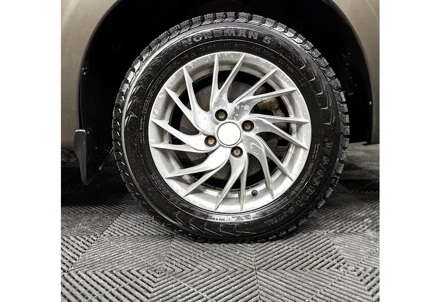 Datsun on-DO 1.6 МТ (87 л.с.) Серый в АВИЛОН. Слайд №9