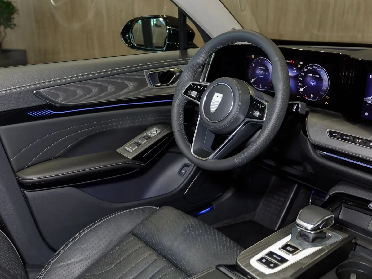 Senat 900 3.0 AT 4WD (326 л.с.) 4 места Черный в АВИЛОН. Слайд №8