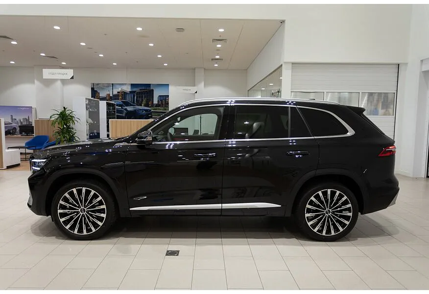 Geely Monjaro 2.0T 8AT 4WD (238 л.с.) Flagship Черный в АВИЛОН. Слайд №3