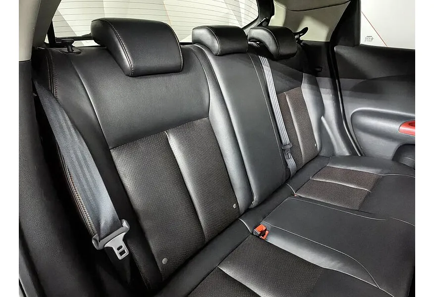 Nissan Juke 1.6 CVT (117 л.с.) Черный в АВИЛОН. Слайд №17