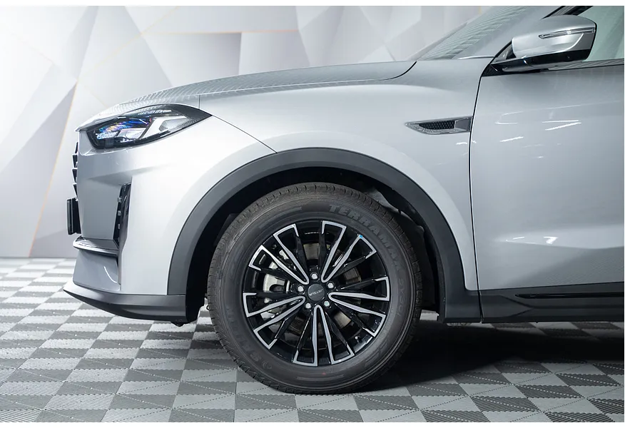 АВИЛОН - JETOUR X70 Plus 1.6 DCT (190 л.с.) Comfort Серебристый - slide 10