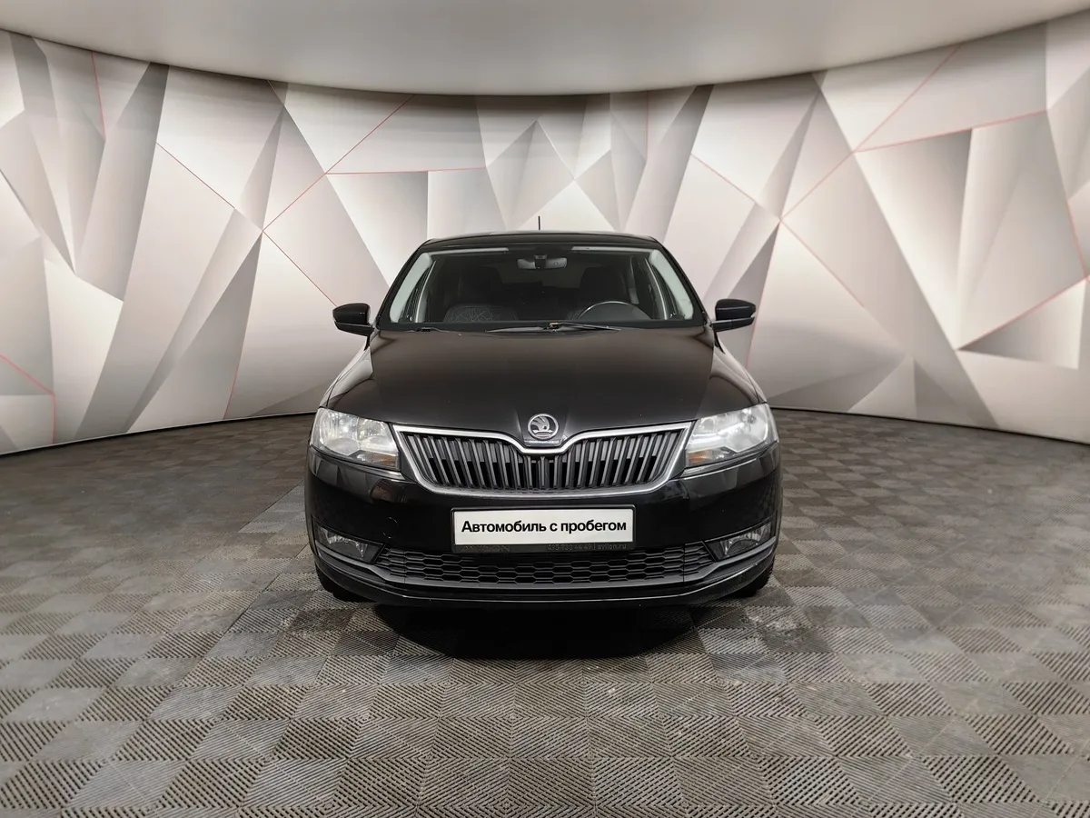 Skoda Rapid 1.6 MT (90 л.с.) Черный в АВИЛОН. Слайд №7