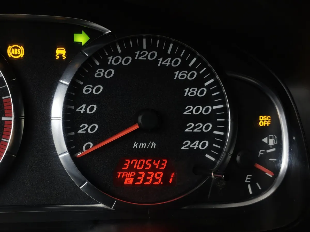 Mazda 6 1.8 MT (120 л.с.) Серый в АВИЛОН. Слайд №16