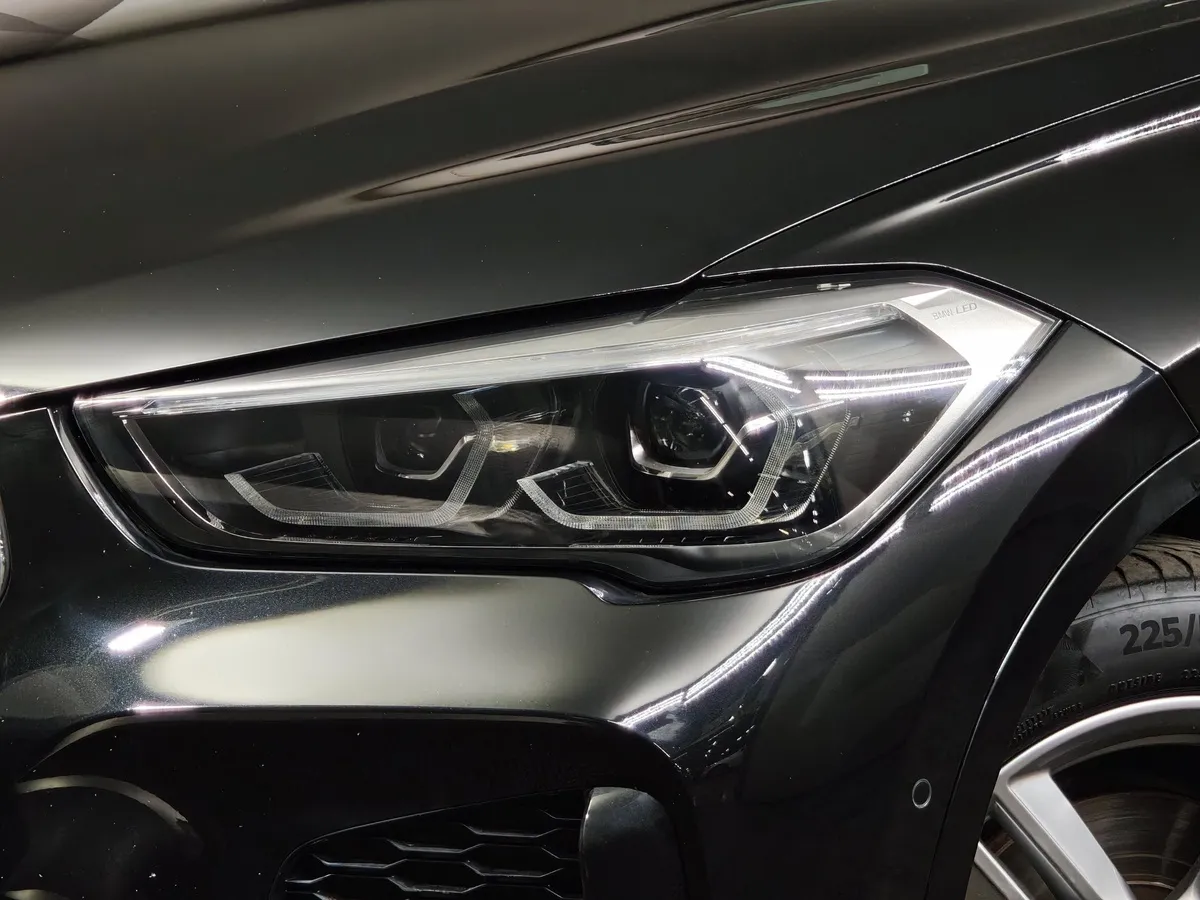 BMW X1 20i xDrive Steptronic AT (192 л.с.) M Sport Черный в АВИЛОН. Слайд №8