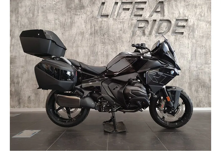 BMW Motorrad R 1300 RT 1300 см³ (145 л.с.) (145) 1300 Черный в АВИЛОН. Слайд №4