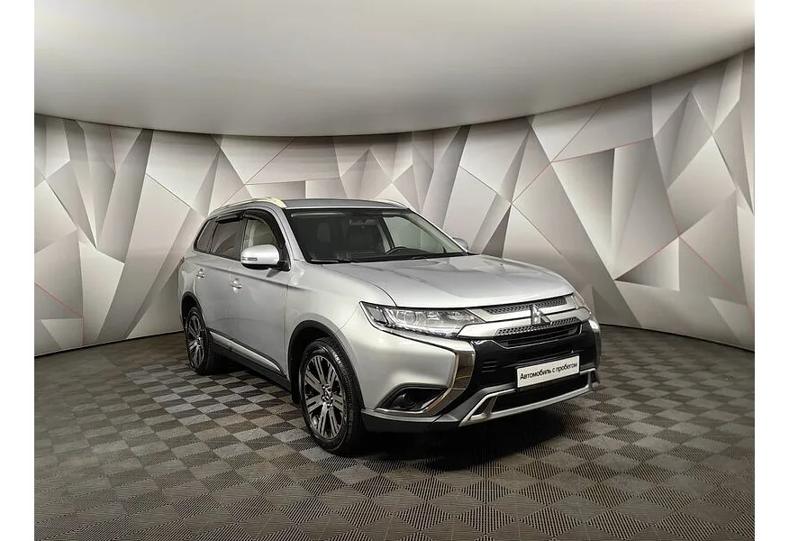 Mitsubishi Outlander 2.0 CVT 4WD (146 л.с.) Серебристый в АВИЛОН. Слайд №2
