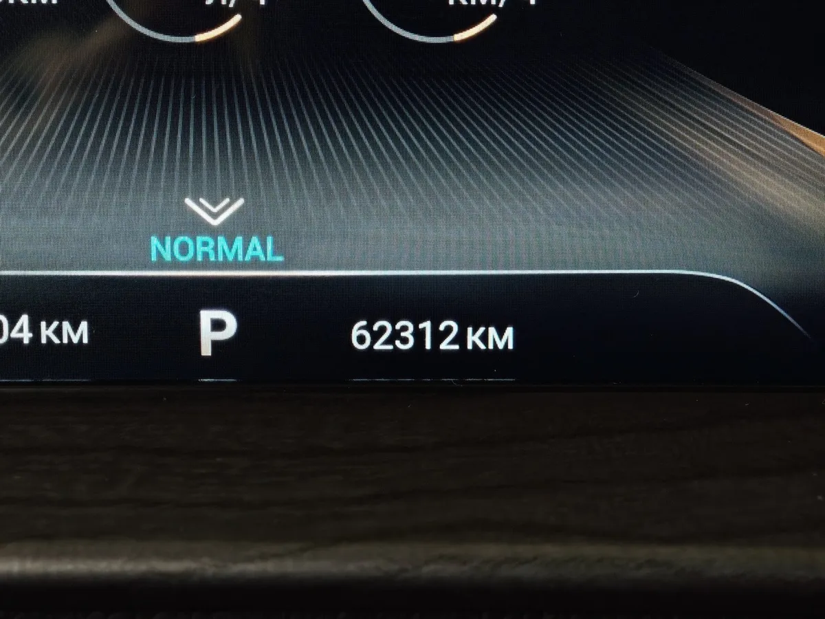 EXEED LX 1.6T DCT 4WD (150 л.с) Premium Plus Белый в АВИЛОН. Слайд №18