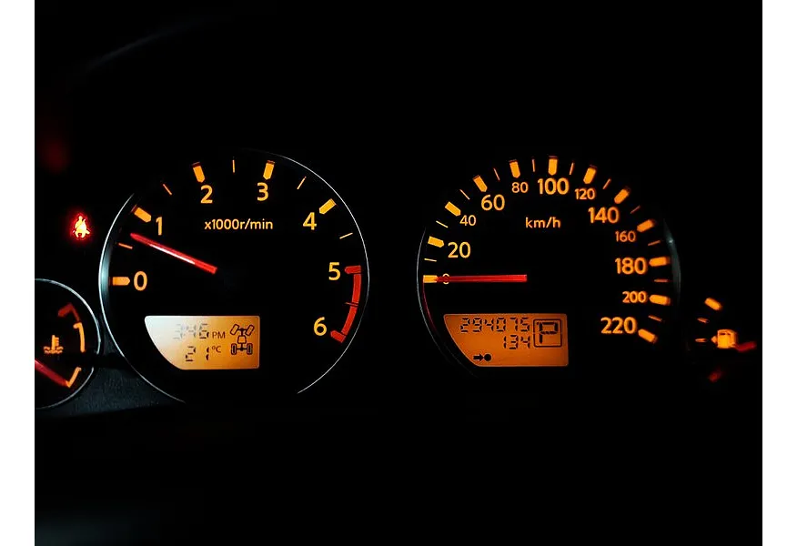 Nissan Pathfinder 2.5 dCi AT (174 л.с.) Серебристый в АВИЛОН. Слайд №18