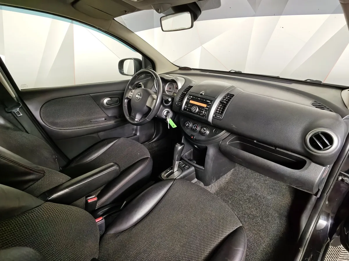 Nissan Note 1.6 AT (110 л.с.) Черный в АВИЛОН. Слайд №13