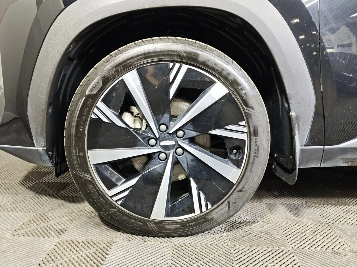 Geely Atlas 2.0T 7DCT 2WD (200 л.с.) Flagship Черный в АВИЛОН. Слайд №9