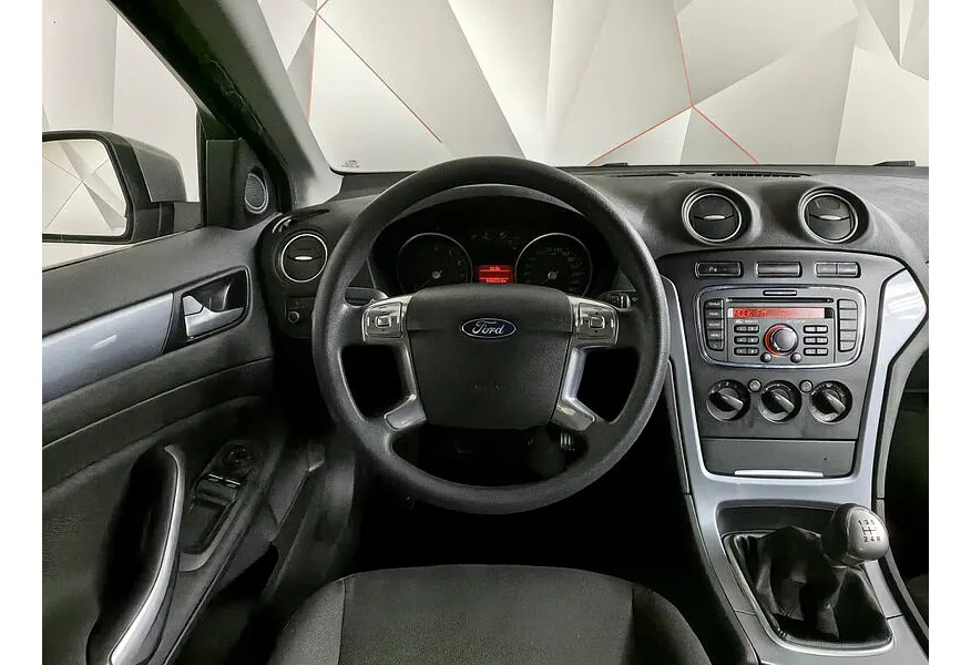 Ford Mondeo 1.6 Ti-VCT MT (120 л.с.) Ambiente Голубой в АВИЛОН. Слайд №19