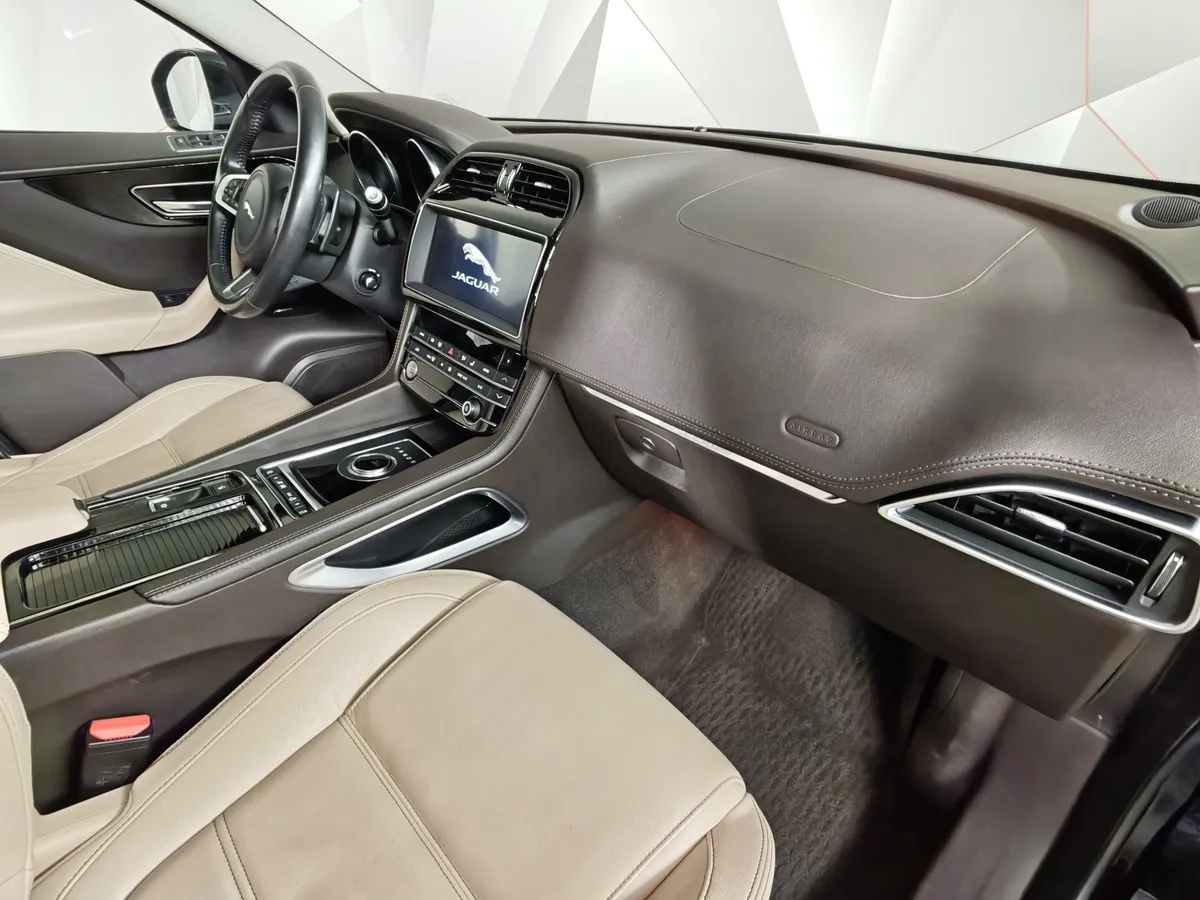 Jaguar F-Pace 2.0 TD AT AWD (180 л.с.) Prestige Синий в АВИЛОН. Слайд №13